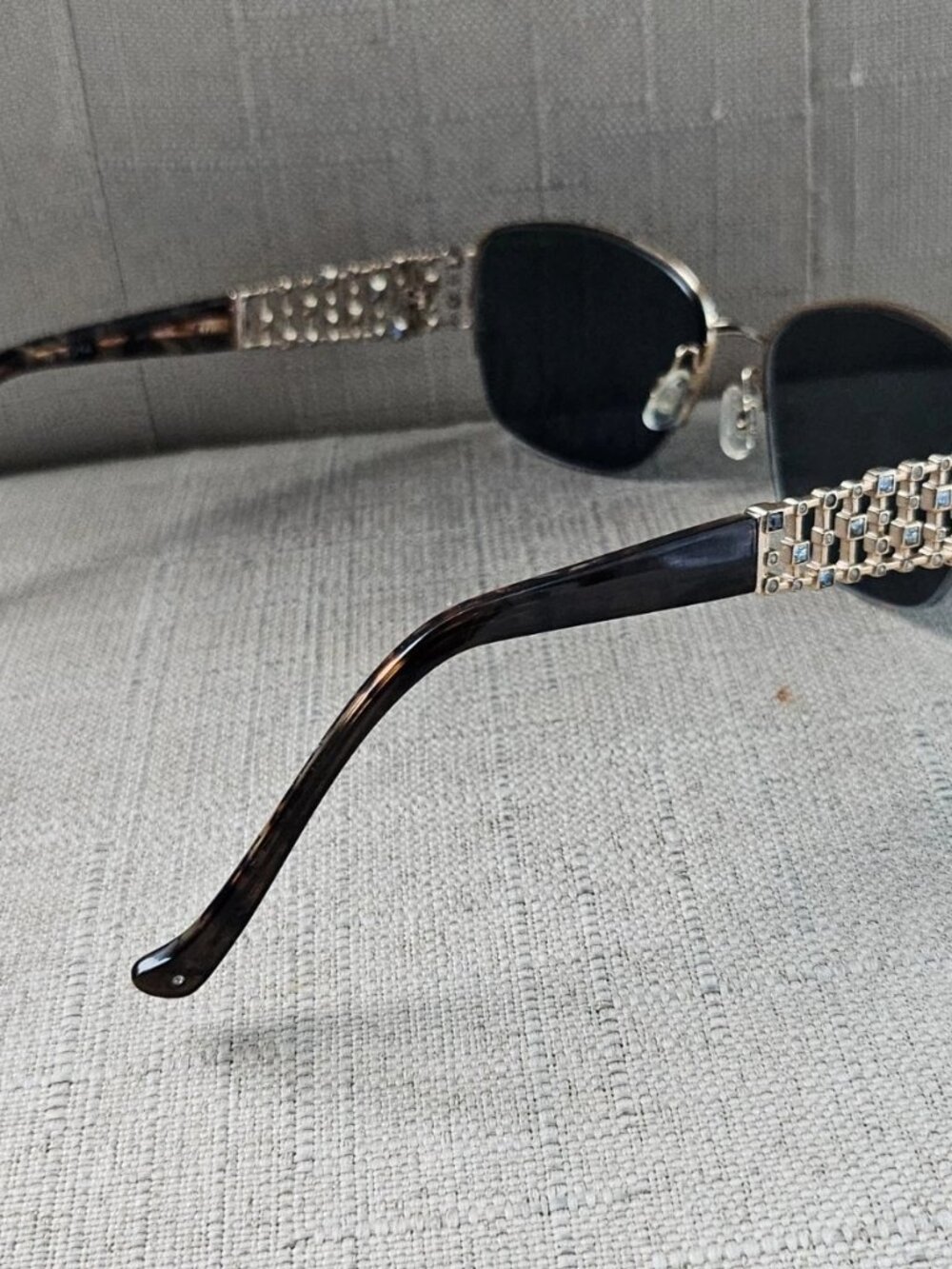 Vintage Tura Ladies Eyeglasses Frame Half Rim Gold Glasses Made USA Read descr - Picture 4 of 12